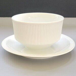 Vintage Arzberg Athena White Gravy Boat & Underplate Ribbed c.1968-90 Germany